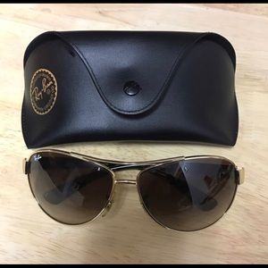 Women’s ray bans
